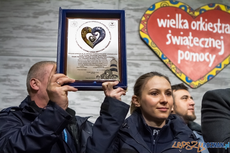 XXII Finał Wielkiej Orkiestry Świątecznej Pomocy - Sztab Poznań - 12.01.2014 r. Foto: LepszyPOZNAN.pl / Paweł Rychter XXII Finał Wielkiej Orkiestry Świątecznej Pomocy - Sztab Poznań - 12.01.2014 r. Foto: LepszyPOZNAN.pl / Paweł Rychter