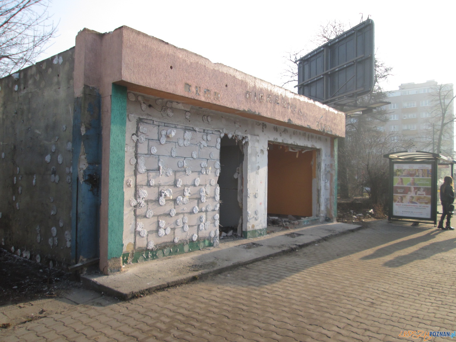 Pawilon do rozbiórki Foto: poznaniak Pawilon do rozbiórki Foto: poznaniak