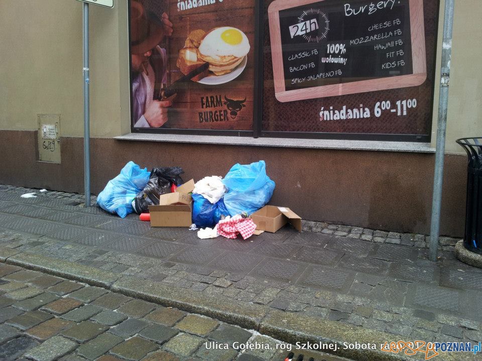 sobotni poranek na skrzyżowaniu Gołębiej i Szkolnej Foto: facebook / Ulica Wrocławska - Poznań sobotni poranek na skrzyżowaniu Gołębiej i Szkolnej Foto: facebook / Ulica Wrocławska - Poznań
