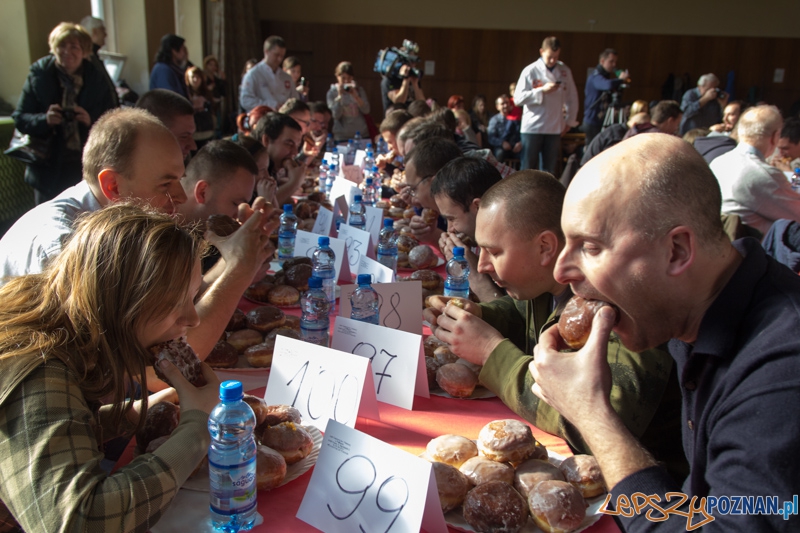 X Mistrzostwa Poznania w jedzeniu pączków na czas Foto: lepszyPOZNAN.pl / Piotr Rychter X Mistrzostwa Poznania w jedzeniu pączków na czas Foto: lepszyPOZNAN.pl / Piotr Rychter