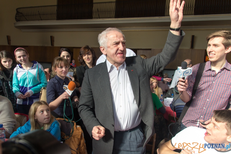 X Mistrzostwa Poznania w jedzeniu pączków na czas Foto: lepszyPOZNAN.pl / Piotr Rychter X Mistrzostwa Poznania w jedzeniu pączków na czas Foto: lepszyPOZNAN.pl / Piotr Rychter