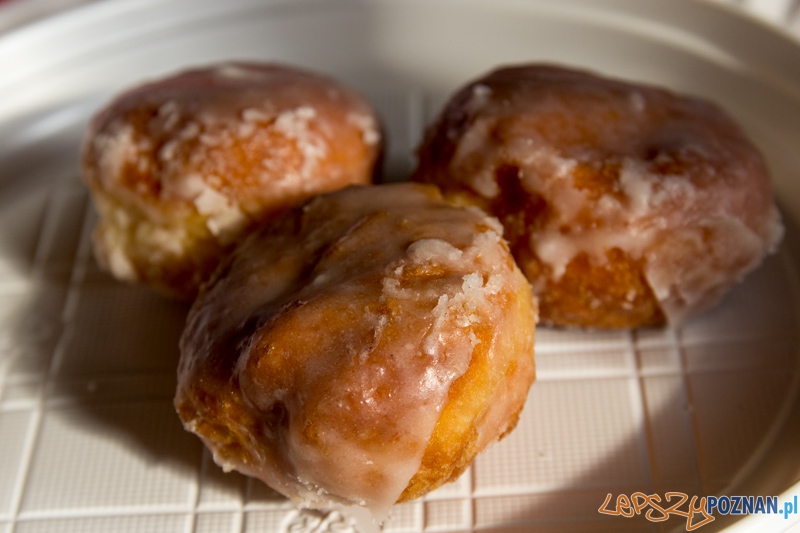 X Mistrzostwa Poznania w jedzeniu pączków na czas Foto: lepszyPOZNAN.pl / Piotr Rychter X Mistrzostwa Poznania w jedzeniu pączków na czas Foto: lepszyPOZNAN.pl / Piotr Rychter