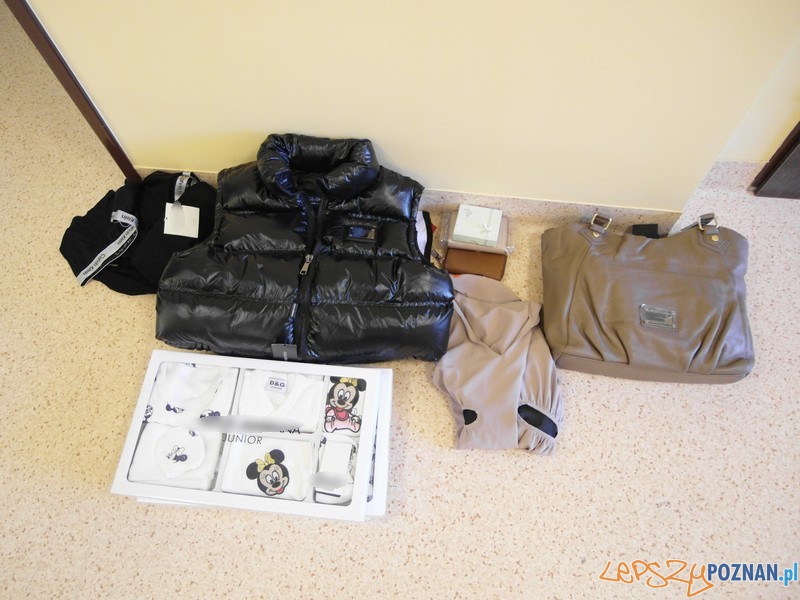 Podrobione produkty Foto: Komenda Wojewódzka Policji Podrobione produkty Foto: Komenda Wojewódzka Policji