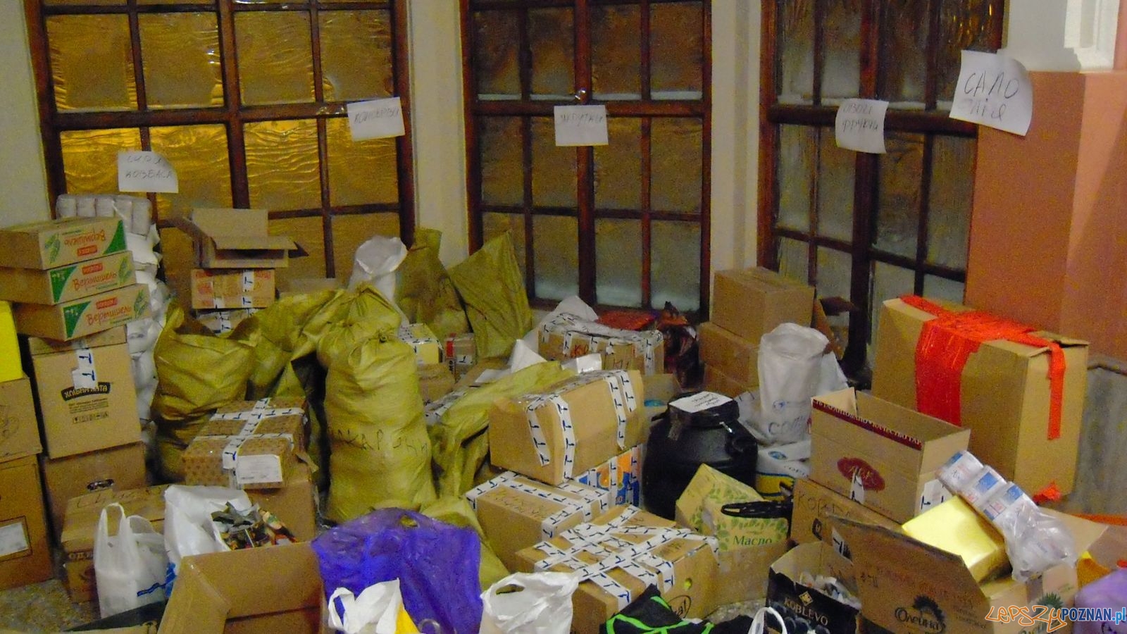 dary z Poznania dotarly do Lwowa 05 Foto: dary z Poznania dotarly do Lwowa 05 Foto: