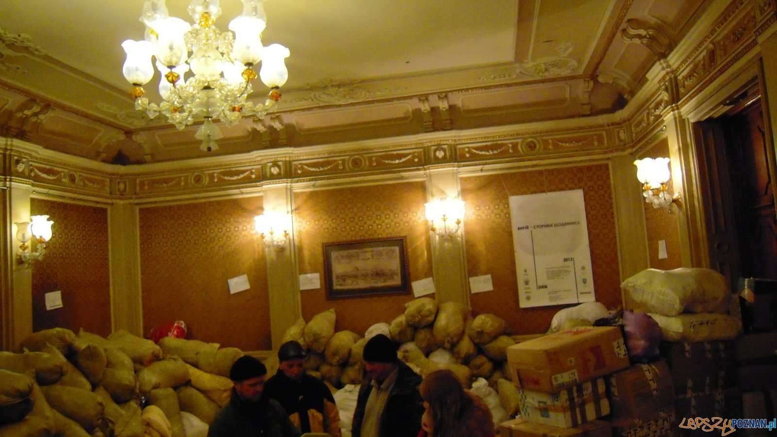 dary z Poznania dotarly do Lwowa 06 Foto: dary z Poznania dotarly do Lwowa 06 Foto: