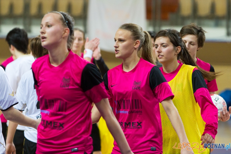 Mecz Ekstraklasy futsalu kobiet UAM – Kresowiak Orion Siemiatycze Foto: lepszyPOZNAN.pl / Piotr Rychter Mecz Ekstraklasy futsalu kobiet UAM – Kresowiak Orion Siemiatycze Foto: lepszyPOZNAN.pl / Piotr Rychter