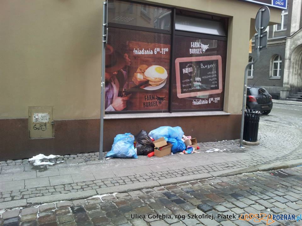 piątkowy poranek na skrzyżowaniu Gołębiej i Szkolnej Foto: facebook / Ulica Wrocławska - Poznań piątkowy poranek na skrzyżowaniu Gołębiej i Szkolnej Foto: facebook / Ulica Wrocławska - Poznań