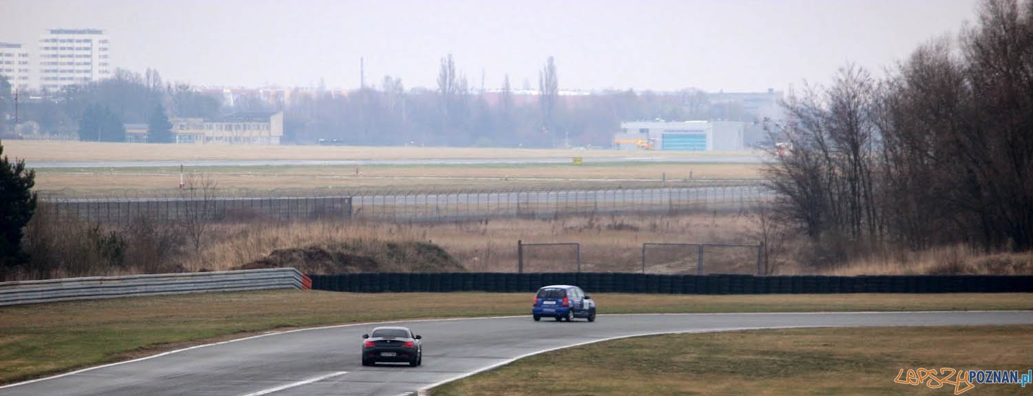 Tor Poznań Track Day - II Edycja - 23.03.2014 r. Foto: T. Cichacka Tor Poznań Track Day - II Edycja - 23.03.2014 r. Foto: T. Cichacka