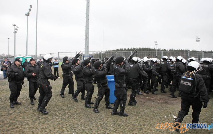 Policyjne manewry na Stadionie 3 Foto: materiały policji Policyjne manewry na Stadionie 3 Foto: materiały policji