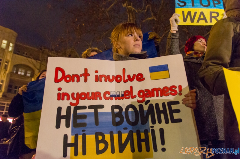 Demonstracja antywojenna na placu Wolności Foto: lepszyPOZNAN.pl / Piotr Rychter Demonstracja antywojenna na placu Wolności Foto: lepszyPOZNAN.pl / Piotr Rychter