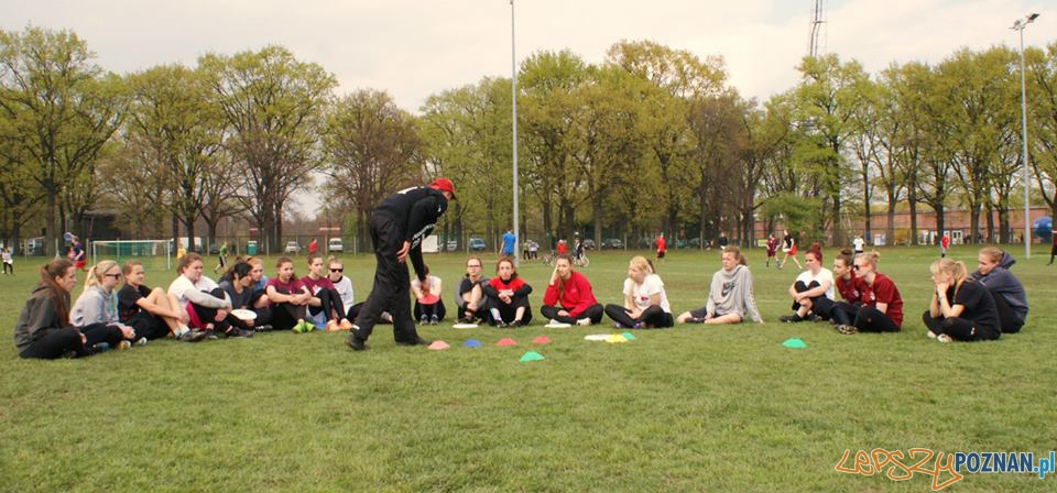 Ulitimate frisbee (7) Foto: Ulitimate frisbee (7) Foto: