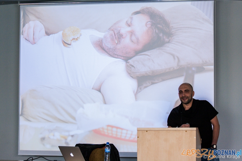 Dzień z blogerami - spotkanie z Tomkiem "Kominkiem" Tomczykiem (12.04.2014) / LepszyPOZNAN.pl Foto: © Karolina Kiraga Dzień z blogerami - spotkanie z Tomkiem "Kominkiem" Tomczykiem (12.04.2014) / LepszyPOZNAN.pl Foto: © Karolina Kiraga