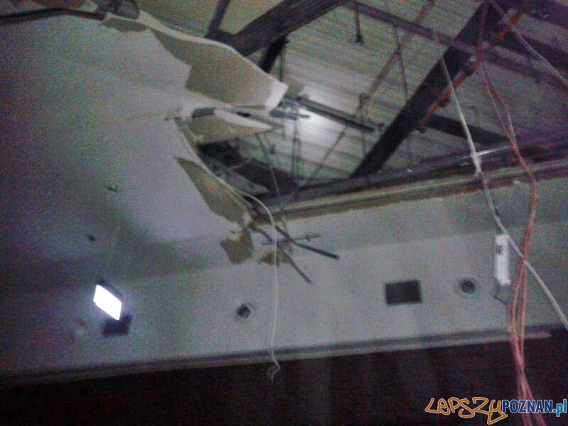 Zawalony sufit w PCC Foto: JRG-4 / Błażej Wiącek Zawalony sufit w PCC Foto: JRG-4 / Błażej Wiącek