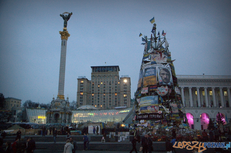 Hotel Ukraina - To właśnie z okien Hotelu Ukraina kamery telewizyjne pokazywały krwawe starcia na Majdanie. Foto: lepszyPOZNAN.pl / Mathias Mezler Hotel Ukraina - To właśnie z okien Hotelu Ukraina kamery telewizyjne pokazywały krwawe starcia na Majdanie. Foto: lepszyPOZNAN.pl / Mathias Mezler
