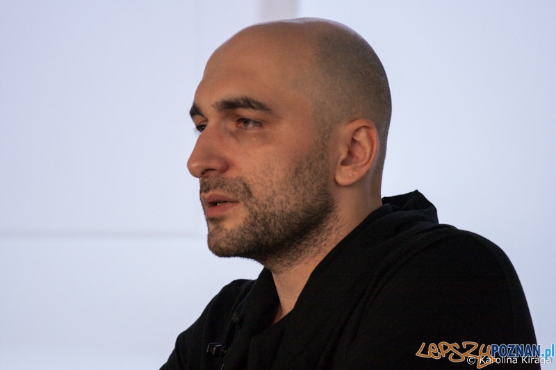 Dzień z blogerami - spotkanie z Tomkiem "Kominkiem" Tomczykiem (12.04.2014) / LepszyPOZNAN.pl Foto: © Karolina Kiraga Dzień z blogerami - spotkanie z Tomkiem "Kominkiem" Tomczykiem (12.04.2014) / LepszyPOZNAN.pl Foto: © Karolina Kiraga