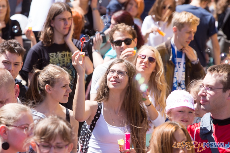 Bańki mydlane na Starym Rynku Foto: lepszyPOZNAN.pl / Piotr Rychter Bańki mydlane na Starym Rynku Foto: lepszyPOZNAN.pl / Piotr Rychter