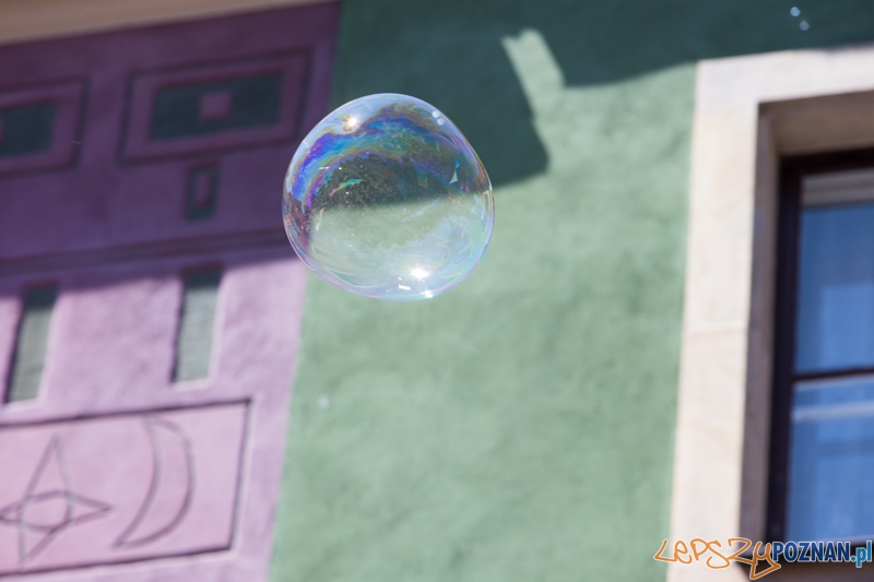 Bańki mydlane na Starym Rynku Foto: lepszyPOZNAN.pl / Piotr Rychter Bańki mydlane na Starym Rynku Foto: lepszyPOZNAN.pl / Piotr Rychter