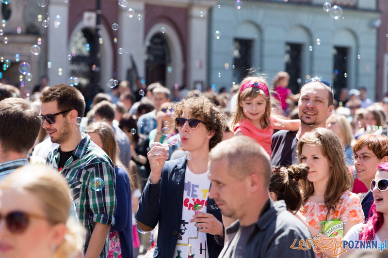 Bańki mydlane na Starym Rynku Foto: lepszyPOZNAN.pl / Piotr Rychter Bańki mydlane na Starym Rynku Foto: lepszyPOZNAN.pl / Piotr Rychter