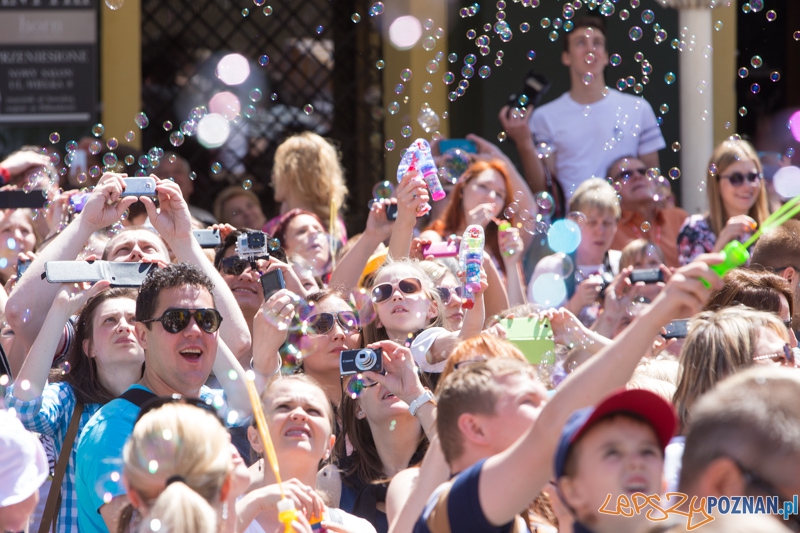 Bańki mydlane na Starym Rynku Foto: lepszyPOZNAN.pl / Piotr Rychter Bańki mydlane na Starym Rynku Foto: lepszyPOZNAN.pl / Piotr Rychter
