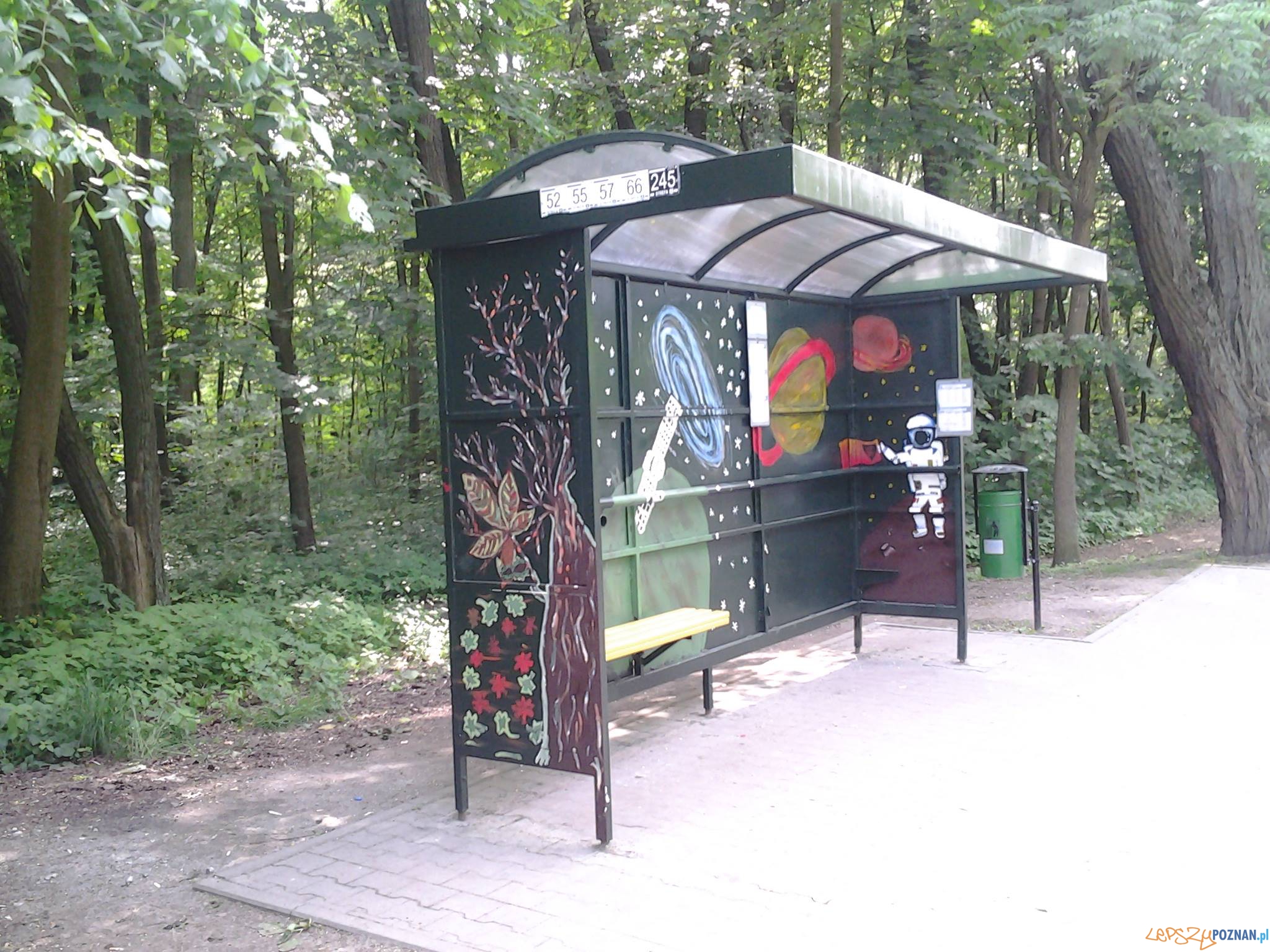 Przystanek jak malowany Foto: facebook / Przystanek.Folwarczna Przystanek jak malowany Foto: facebook / Przystanek.Folwarczna