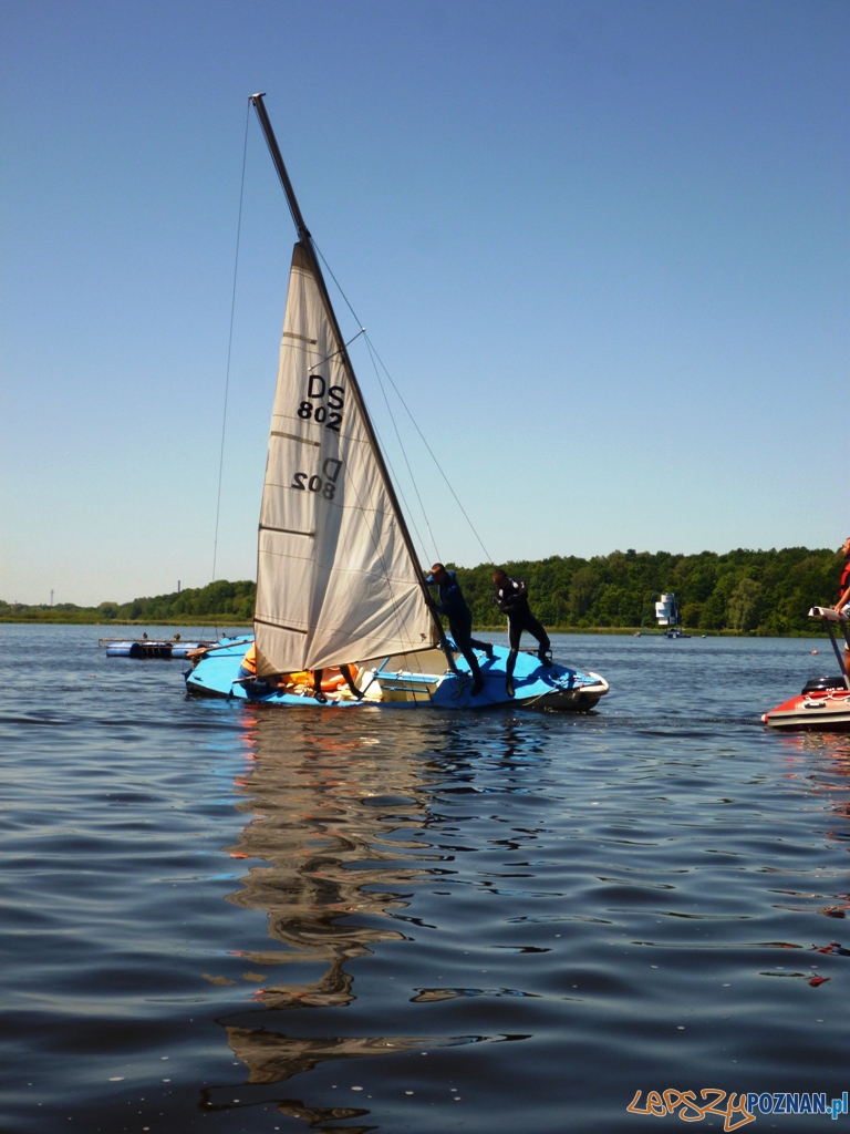 Szkolenie ratownictwa jachtowego - jezioro swarzędzkie Foto: Sea Adventure Szkolenie ratownictwa jachtowego - jezioro swarzędzkie Foto: Sea Adventure