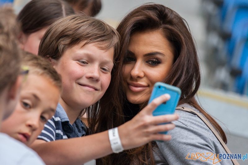 Natalia Siwiec - Benefis Piotra Reissa (28.06.2014) Inea Stadion Foto: © lepszyPOZNAN.pl / Karolina Kiraga Natalia Siwiec - Benefis Piotra Reissa (28.06.2014) Inea Stadion Foto: © lepszyPOZNAN.pl / Karolina Kiraga