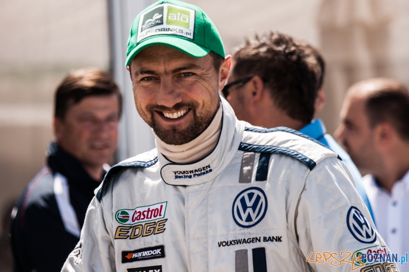 Wyścigi samochodowe na Torze Poznań - Poznań 13-15.06.2014 r. Foto: © lepszyPOZNAN.pl / Karolina Kiraga Wyścigi samochodowe na Torze Poznań - Poznań 13-15.06.2014 r. Foto: © lepszyPOZNAN.pl / Karolina Kiraga