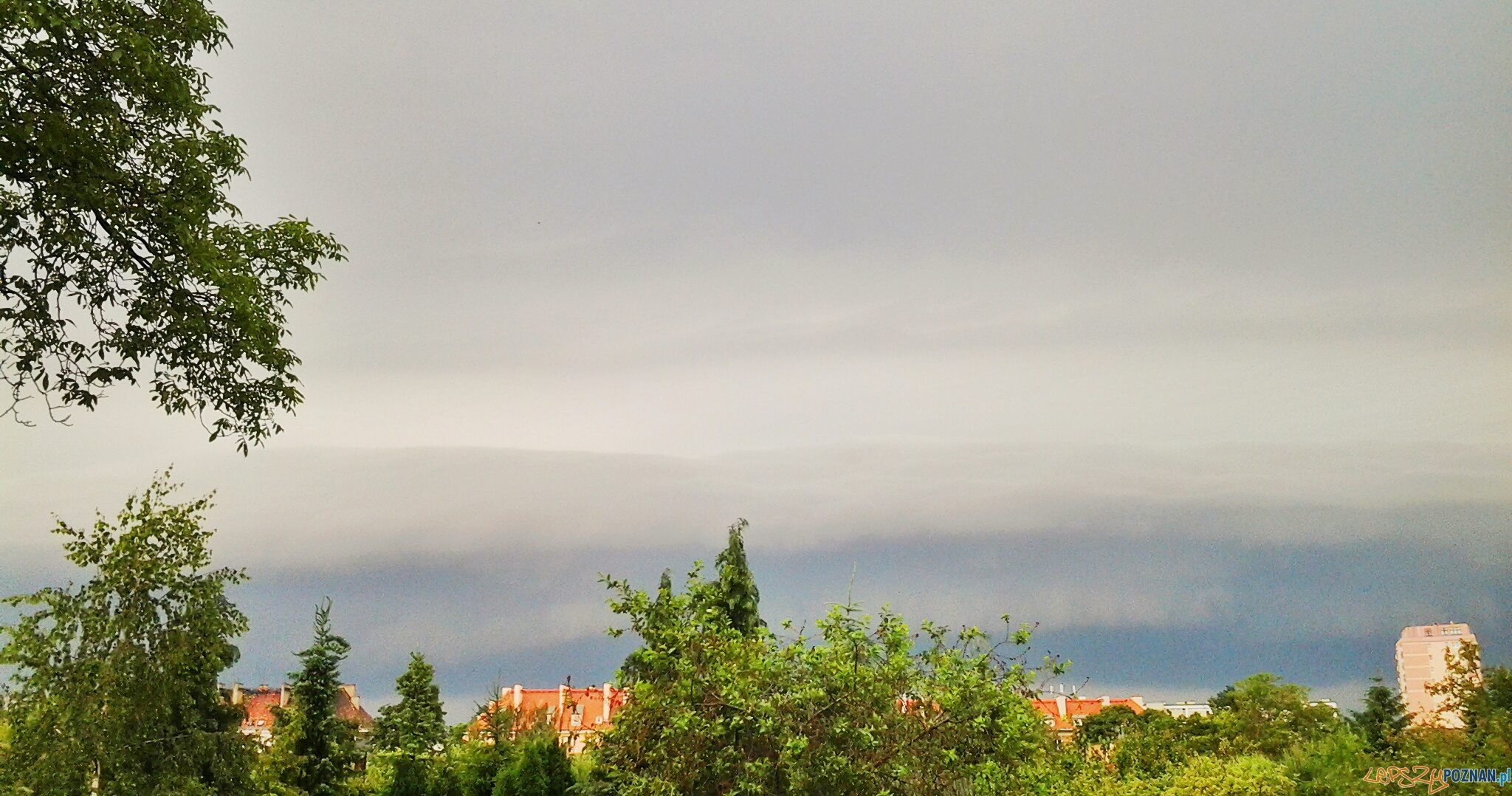Burza nad Poznaniem Foto: lepszyPOZNAN.pl / gsm Burza nad Poznaniem Foto: lepszyPOZNAN.pl / gsm