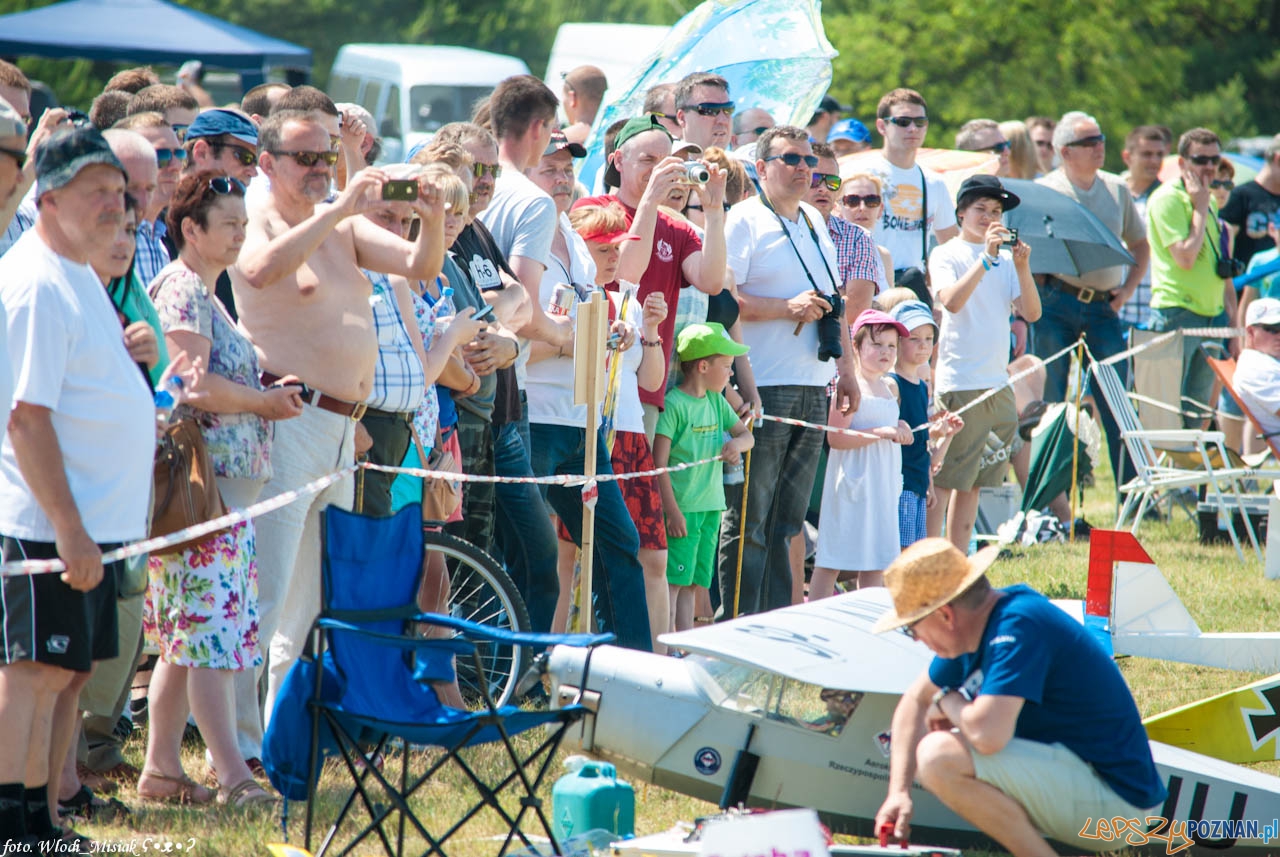 Zlot Gigantów 2014 - kobylnica 7-8.06.2014 Foto: Włodzimierz Misiak Zlot Gigantów 2014 - kobylnica 7-8.06.2014 Foto: Włodzimierz Misiak