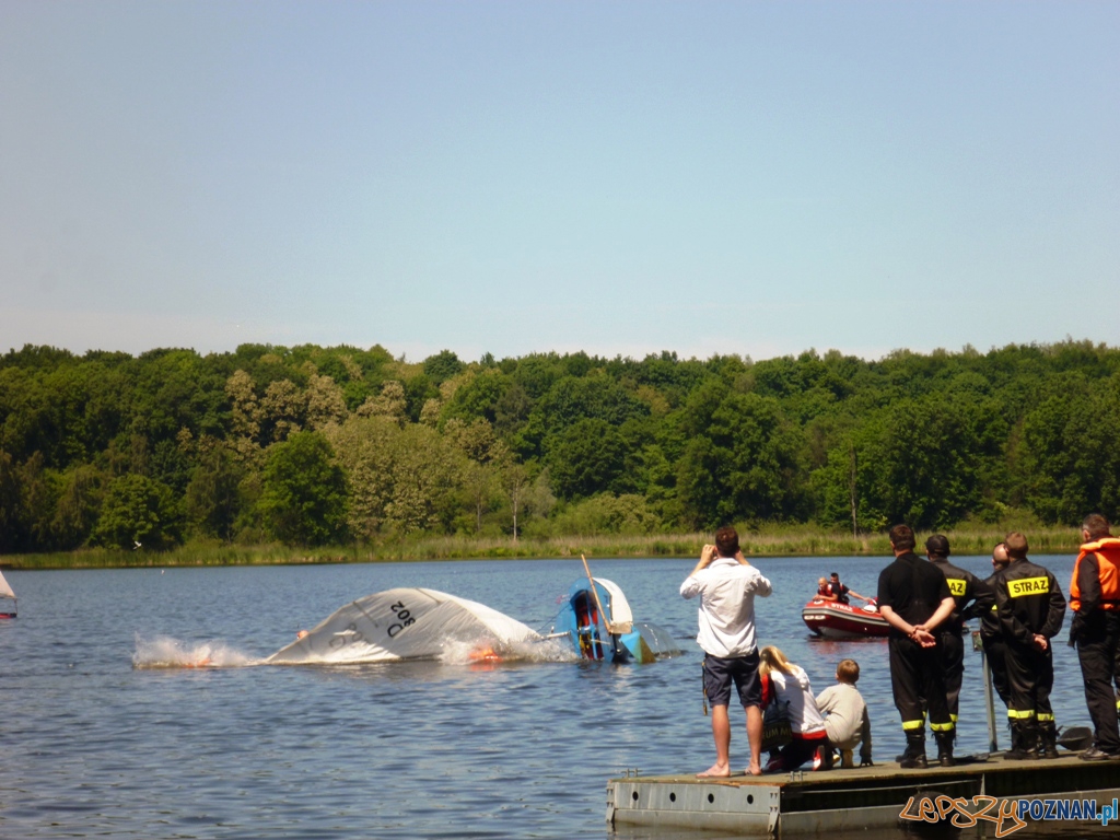 Szkolenie ratownictwa jachtowego - jezioro swarzędzkie Foto: Sea Adventure Szkolenie ratownictwa jachtowego - jezioro swarzędzkie Foto: Sea Adventure