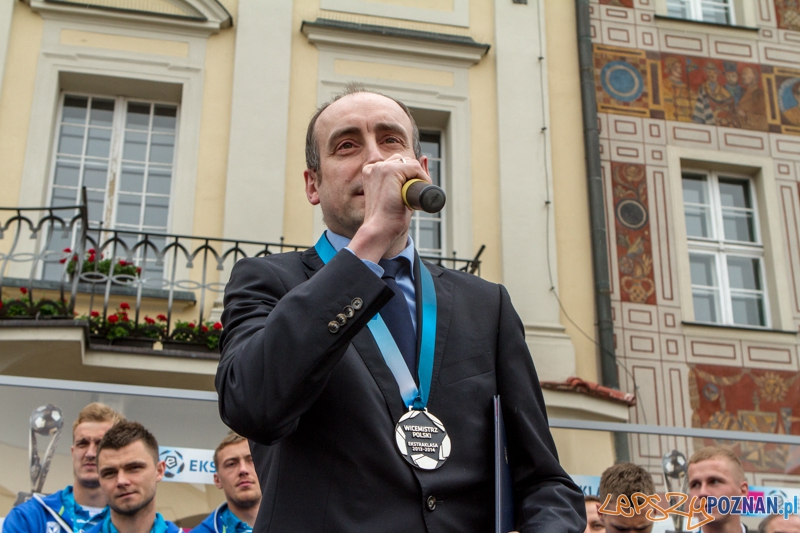 Wręczenie medali Lechowi Poznań za wicemistrzostwo Polski w sezonie 2013/14 - Poznań 02.06.2014 r. Foto: LepszyPOZNAN.pl / Paweł Rychter Wręczenie medali Lechowi Poznań za wicemistrzostwo Polski w sezonie 2013/14 - Poznań 02.06.2014 r. Foto: LepszyPOZNAN.pl / Paweł Rychter