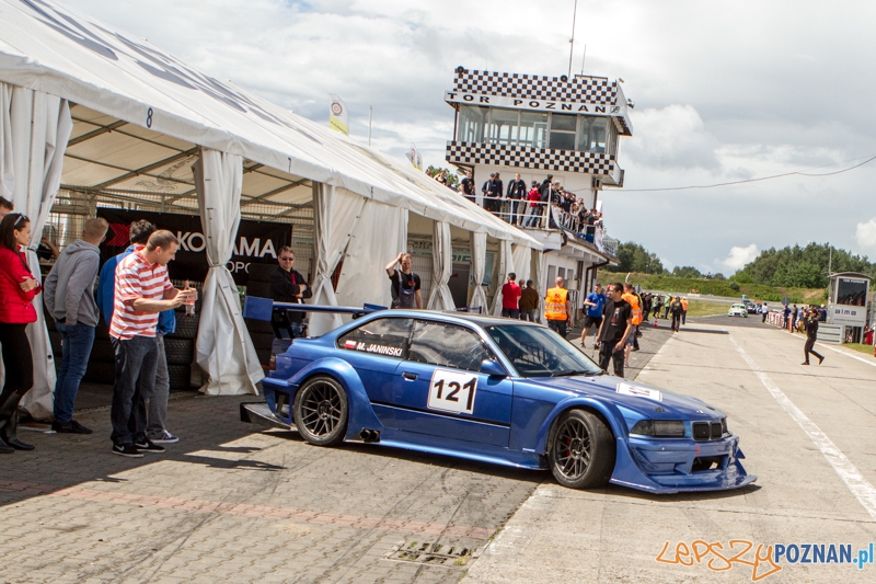 Wyścigi samochodowe na Torze Poznań - Poznań 13-15.06.2014 r. Foto: LepszyPOZNAN.pl / Paweł Rychter Wyścigi samochodowe na Torze Poznań - Poznań 13-15.06.2014 r. Foto: LepszyPOZNAN.pl / Paweł Rychter