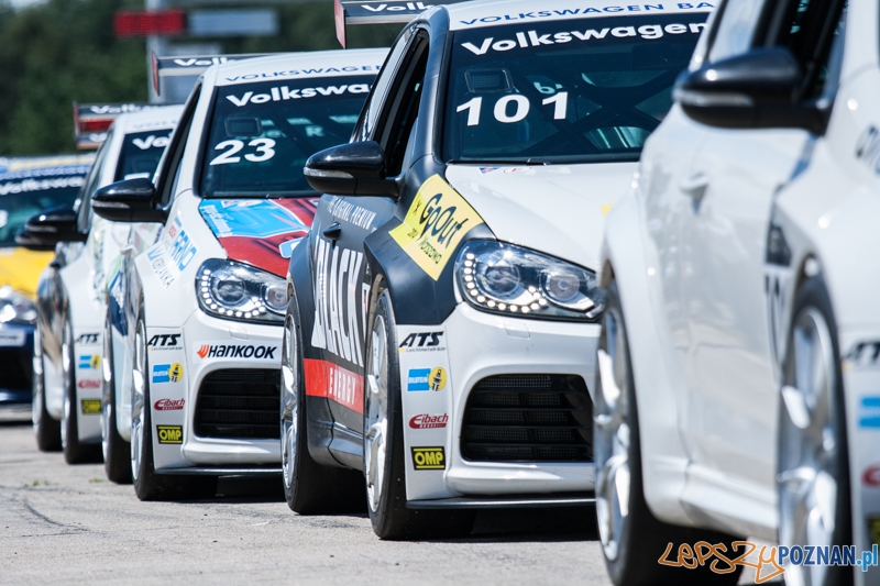 Wyścigi samochodowe na Torze Poznań - Poznań 13-15.06.2014 r. Foto: © lepszyPOZNAN.pl / Karolina Kiraga Wyścigi samochodowe na Torze Poznań - Poznań 13-15.06.2014 r. Foto: © lepszyPOZNAN.pl / Karolina Kiraga