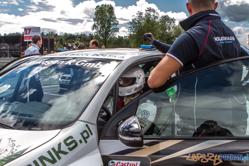Wyścigi samochodowe na Torze Poznań - Poznań 13-15.06.2014 r. Foto: LepszyPOZNAN.pl / Paweł Rychter Wyścigi samochodowe na Torze Poznań - Poznań 13-15.06.2014 r. Foto: LepszyPOZNAN.pl / Paweł Rychter