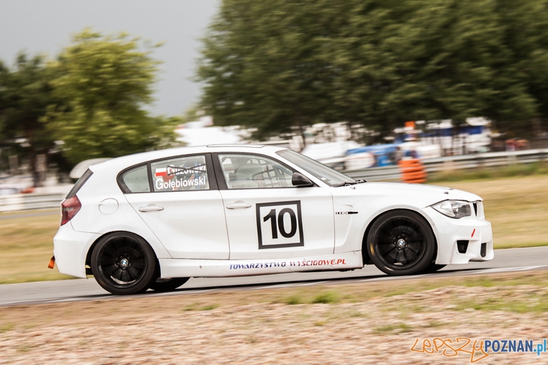 Wyścigi samochodowe na Torze Poznań - Poznań 13-15.06.2014 r. Foto: © lepszyPOZNAN.pl / Karolina Kiraga Wyścigi samochodowe na Torze Poznań - Poznań 13-15.06.2014 r. Foto: © lepszyPOZNAN.pl / Karolina Kiraga