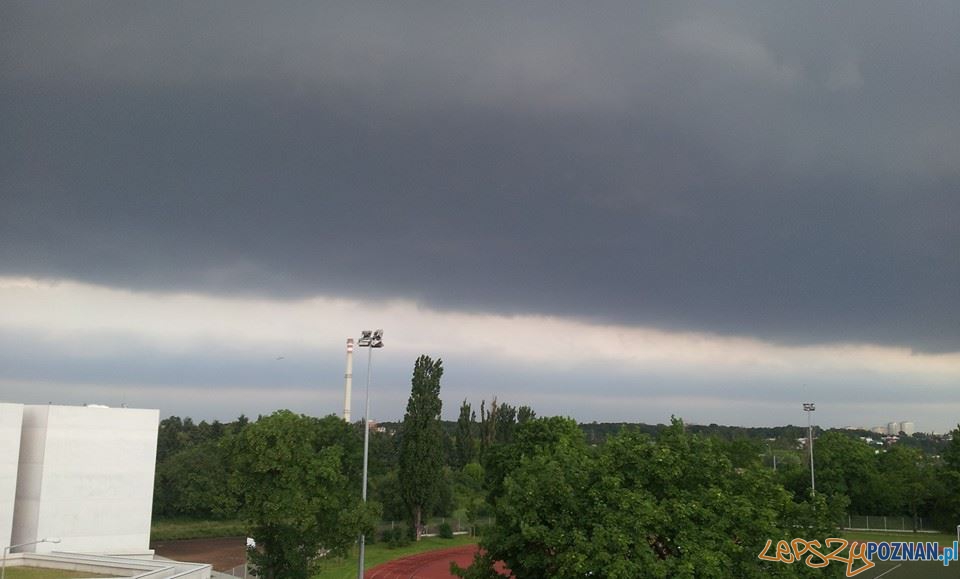 Burza nad Poznaniem Foto: Murzyn Roman Burza nad Poznaniem Foto: Murzyn Roman