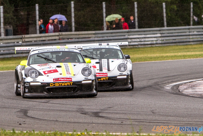 Wyścigi samochodowe na Torze Poznań - Poznań 13-15.06.2014 r. Foto: LepszyPOZNAN.pl / Paweł Rychter Wyścigi samochodowe na Torze Poznań - Poznań 13-15.06.2014 r. Foto: LepszyPOZNAN.pl / Paweł Rychter
