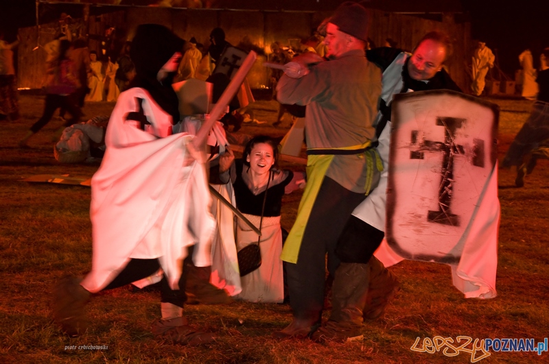 Widowisko Śpiący Rycerze Królowej Jadwigi Foto: Tomasz Mizgier, Piotr Cybichowski Widowisko Śpiący Rycerze Królowej Jadwigi Foto: Tomasz Mizgier, Piotr Cybichowski