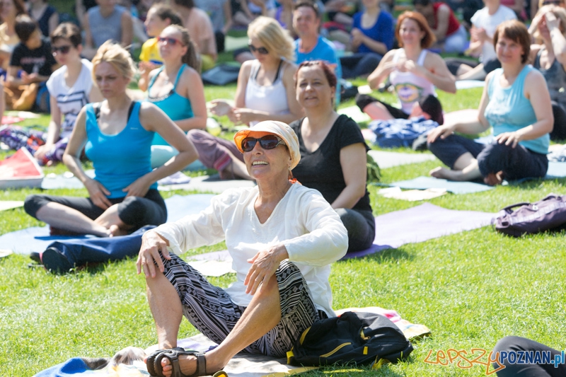 Joga przy Operze Foto: lepszyPOZNAN.pl / Piotr Rychter Joga przy Operze Foto: lepszyPOZNAN.pl / Piotr Rychter