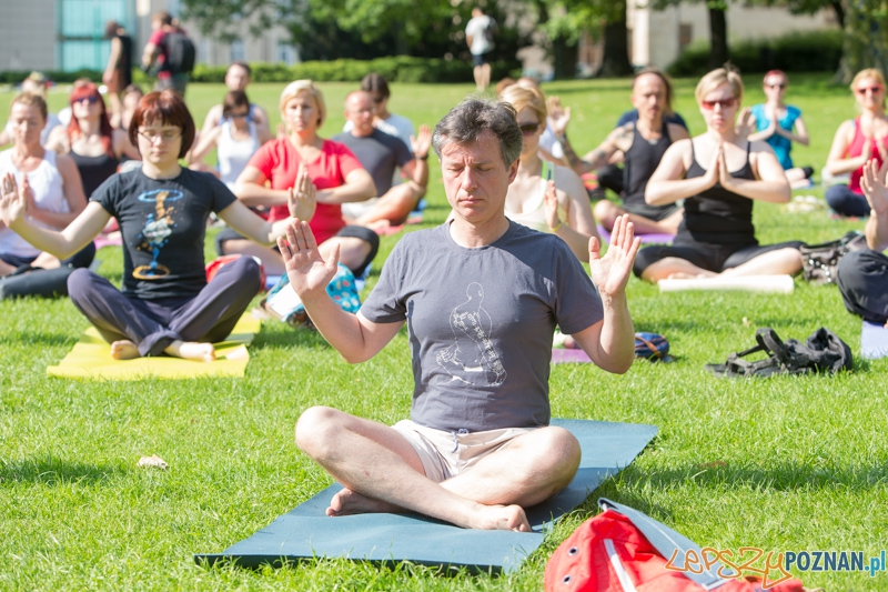 Joga przy Operze Foto: lepszyPOZNAN.pl / Piotr Rychter Joga przy Operze Foto: lepszyPOZNAN.pl / Piotr Rychter