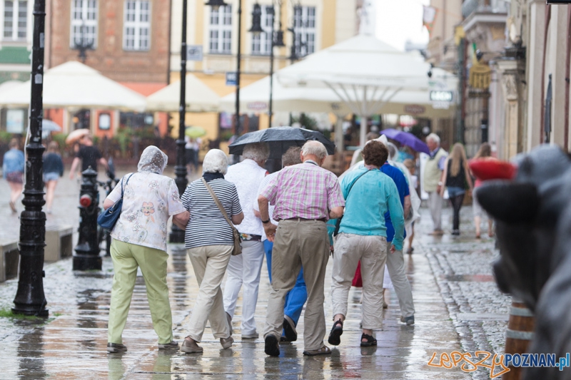Burza na Starym Rynku Foto: lepszyPOZNAN.pl / Piotr Rychter Burza na Starym Rynku Foto: lepszyPOZNAN.pl / Piotr Rychter