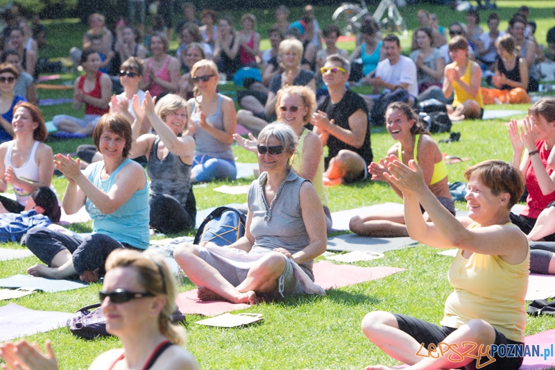 Joga przy Operze Foto: lepszyPOZNAN.pl / Piotr Rychter Joga przy Operze Foto: lepszyPOZNAN.pl / Piotr Rychter
