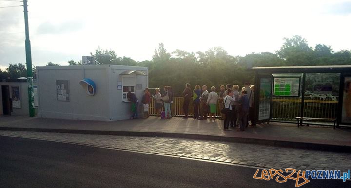 Pierwszy dzień z PEKĄ - godzina 6:00, okolice Teatralki / foto: gsm Foto: Pierwszy dzień z PEKĄ - godzina 6:00, okolice Teatralki / foto: gsm Foto: