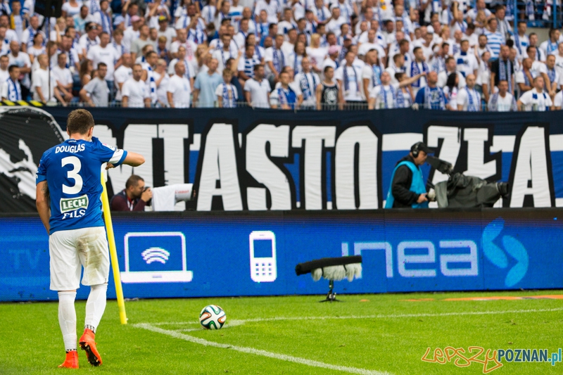 3. kolejka T-Mobile Ekstraklasy - Lech Poznań - Wisła Kraków (Barry Douglas) Foto: lepszyPOZNAN.pl / Piotr Rychter 3. kolejka T-Mobile Ekstraklasy - Lech Poznań - Wisła Kraków (Barry Douglas) Foto: lepszyPOZNAN.pl / Piotr Rychter