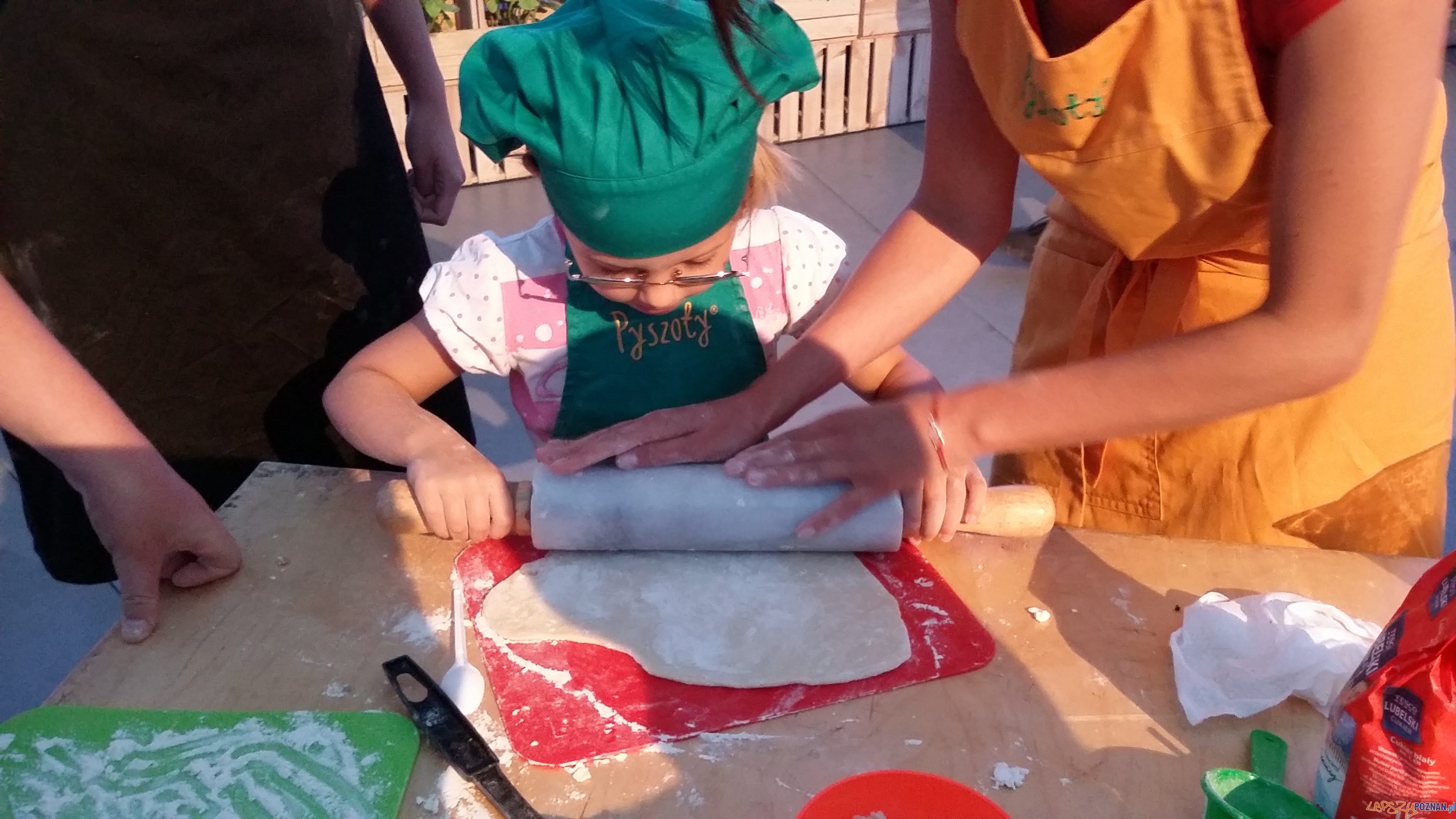 Kulinarne warsztaty podczas Festiwalu Transatlantyk Foto: lepszyPOZNAN.pl / tab Kulinarne warsztaty podczas Festiwalu Transatlantyk Foto: lepszyPOZNAN.pl / tab