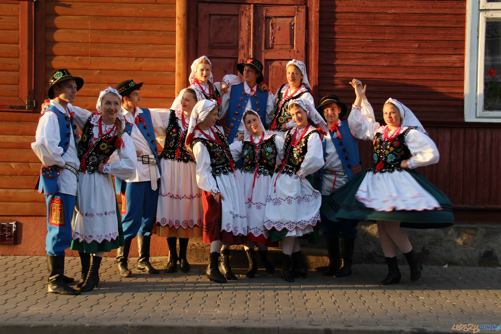 Zespół Pieśni i Tańca Chludowianie Foto: Zespół Pieśni i Tańca Chludowianie Zespół Pieśni i Tańca Chludowianie Foto: Zespół Pieśni i Tańca Chludowianie