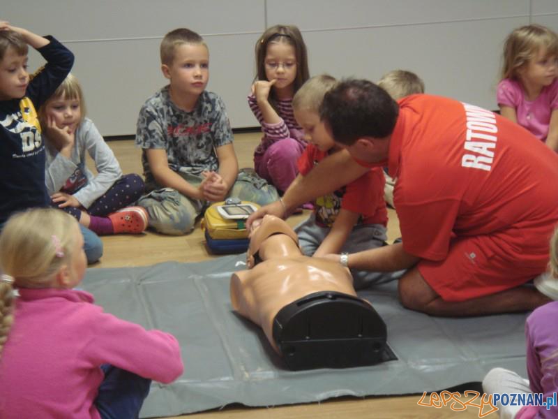 Pierwsza pomoc zajecia dla dzieci Foto: Fregata Swimming Pierwsza pomoc zajecia dla dzieci Foto: Fregata Swimming