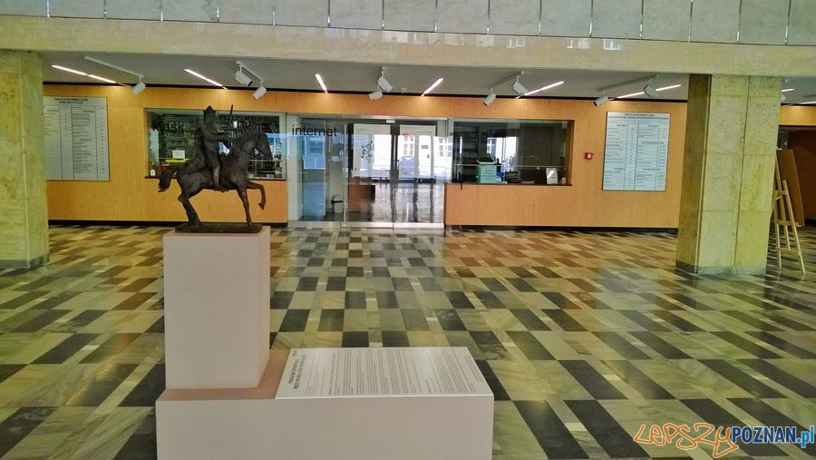 Miniaturka pomnika Przemysła II Foto: Miniaturka pomnika Przemysła II Foto: