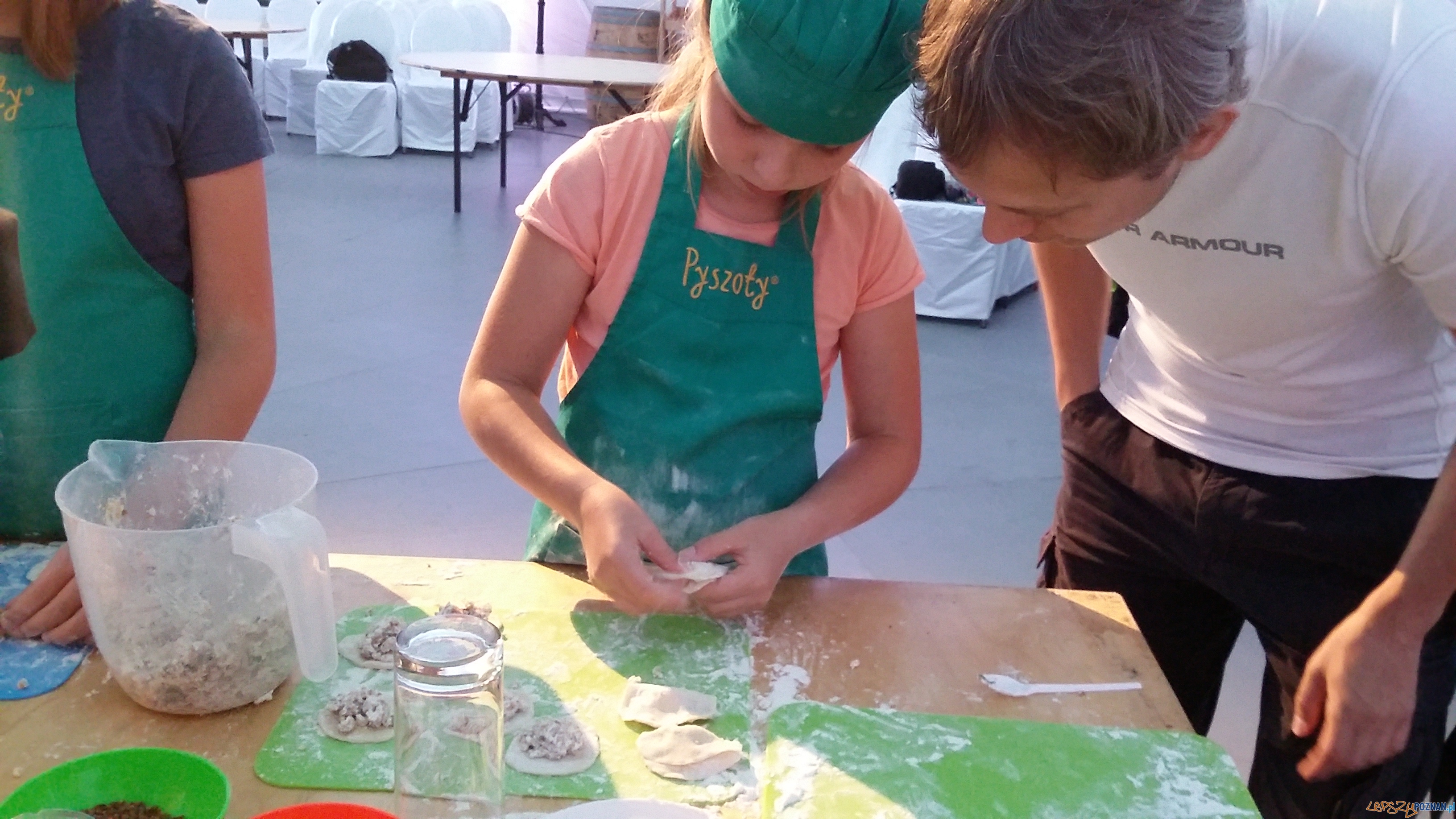 Kulinarne warsztaty podczas Festiwalu Transatlantyk Foto: lepszyPOZNAN.pl / tab Kulinarne warsztaty podczas Festiwalu Transatlantyk Foto: lepszyPOZNAN.pl / tab