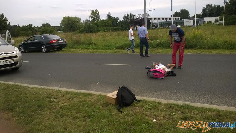 Nastolatka potrącona przy Termach Foto: news@lepszypoznan.pl Nastolatka potrącona przy Termach Foto: news@lepszypoznan.pl